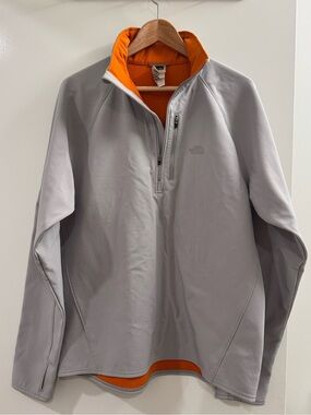 The North Face 1/4 Zip Performance Pullover Gray Orange Men’s M